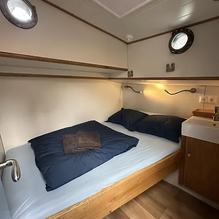 Luxury Private Sailing Ship In Casa vacanze *