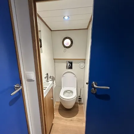 Luxury Private Sailing Ship In Casa vacanze