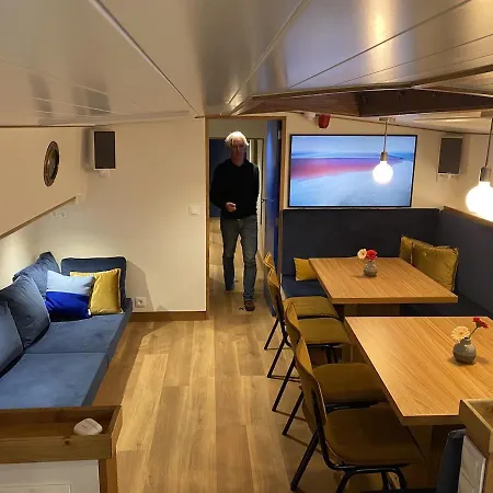 Casa vacanze Luxury Private Sailing Ship In *